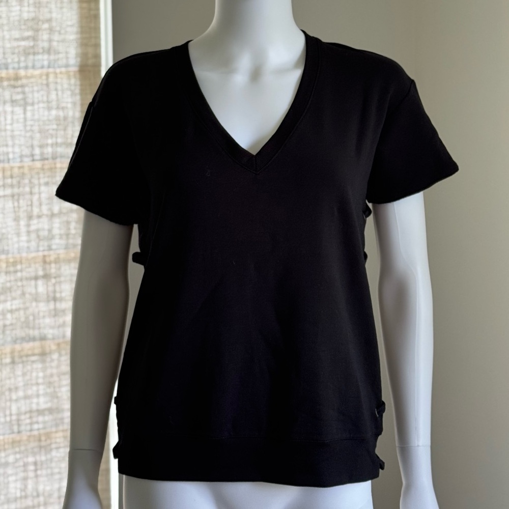 NWT Feel The Piece Lightweight Fleece V-Neck Top XS & S